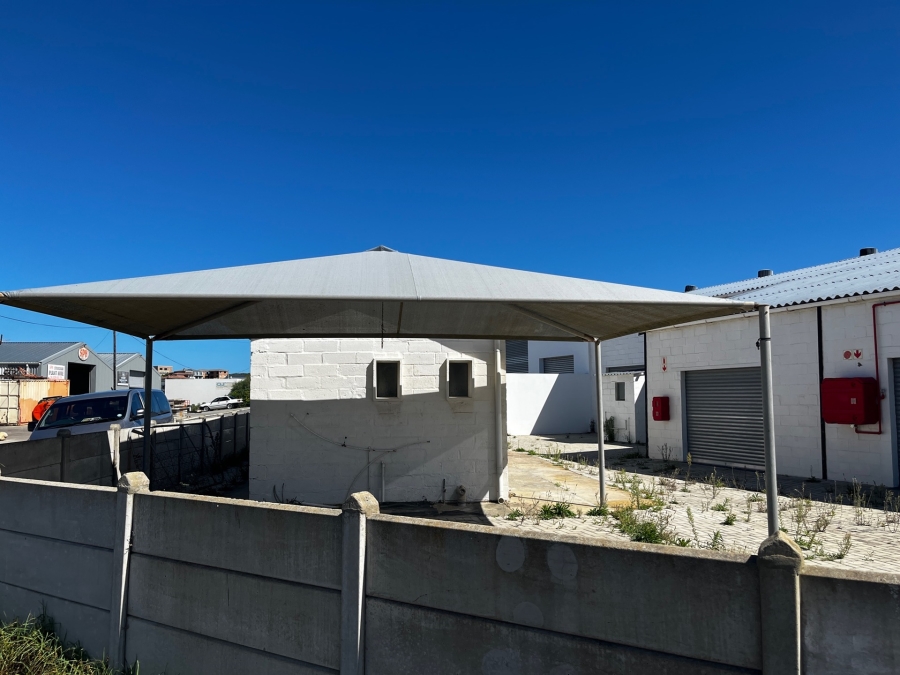 Commercial Property for Sale in Struisbaai Western Cape